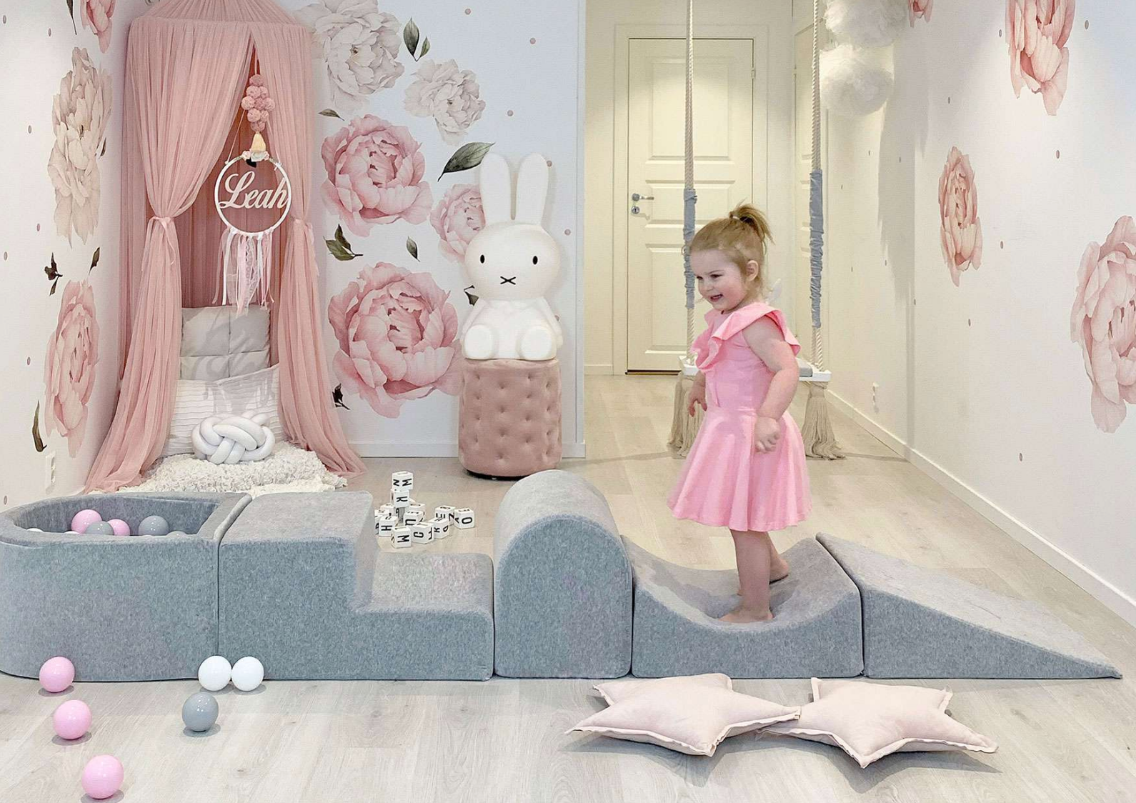 Soft Play Sets with Ball Pit