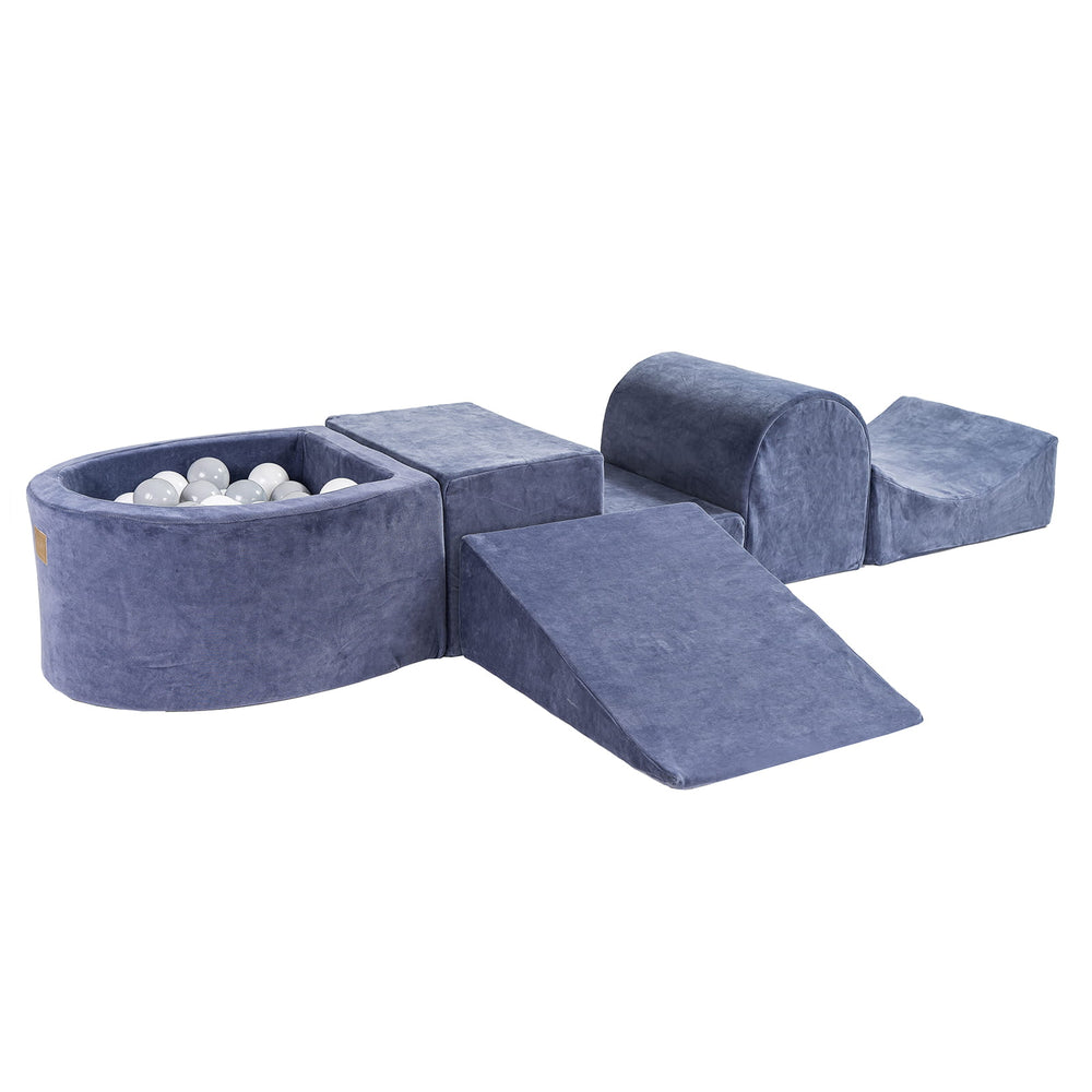 Spielset aus samtig-blaugrauem Schaumstoff mit kleinem Bällebad und 100 Bällen