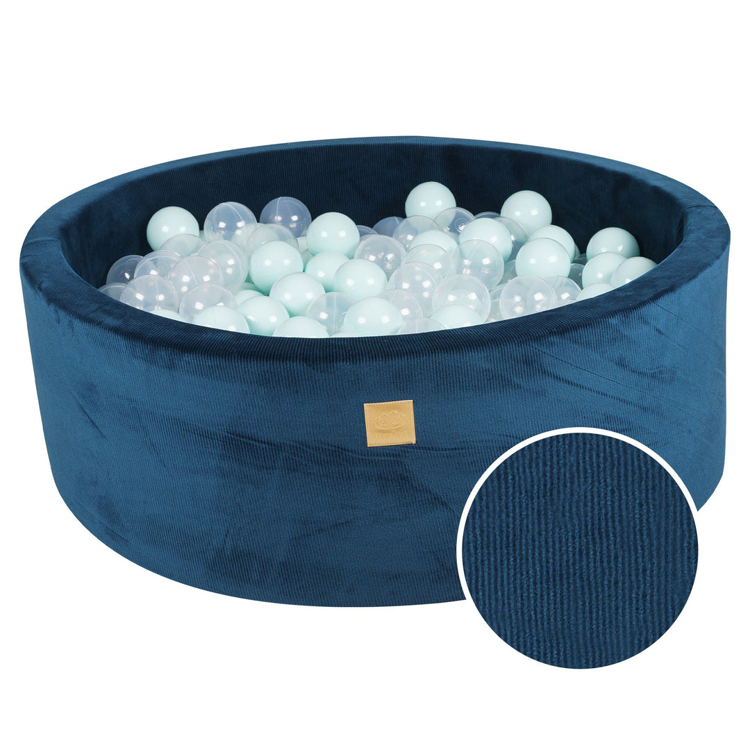 Fluwelen Ballenbak in Zachte Blauwe Ribstof